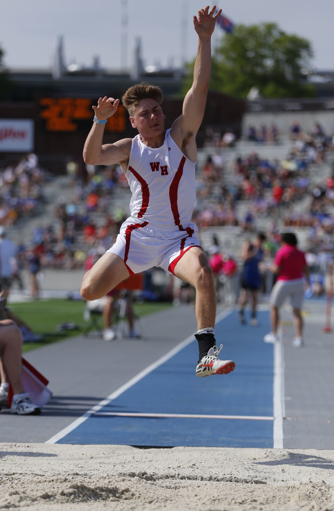 State Track Thurs 8